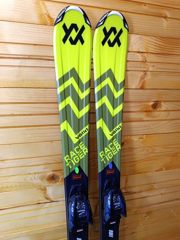 LYŽE VOLKL RACETIGER JR YELLOW 130CM --MODEL 2025--